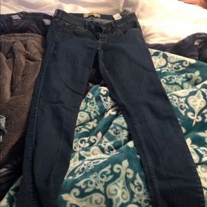 Hollister jeans